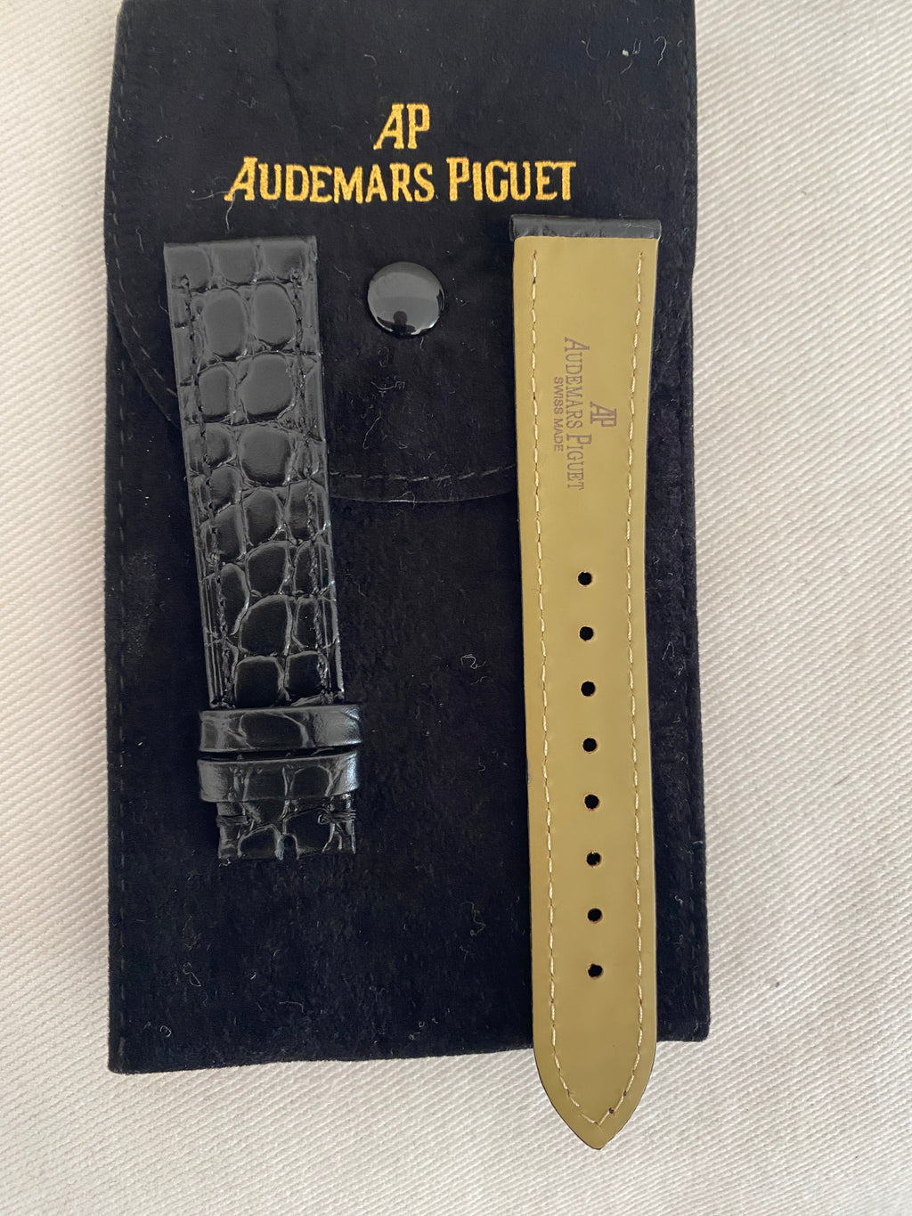 AUDEMARS PIGUET black leather strap 20mm